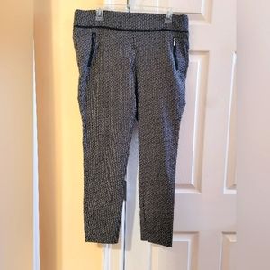 MAURICES PANTS SIZE LARGE REGULAR
